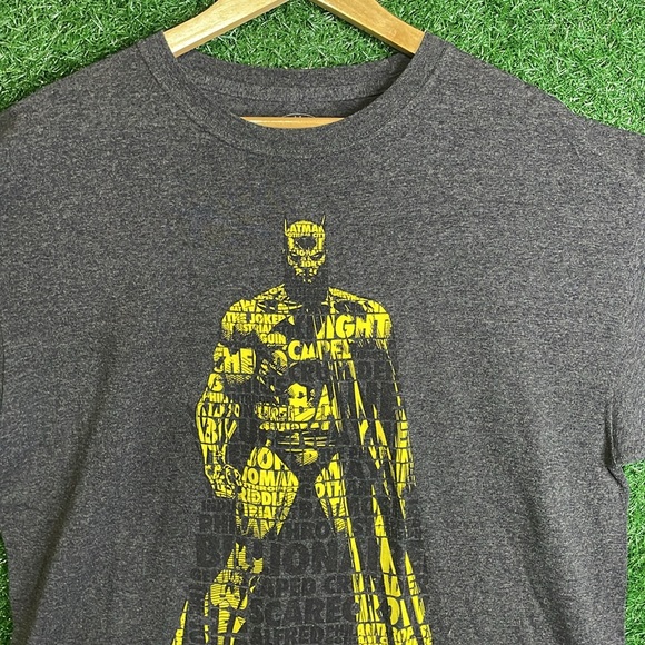 Batman Tee 🦇 - Picture 2 of 5